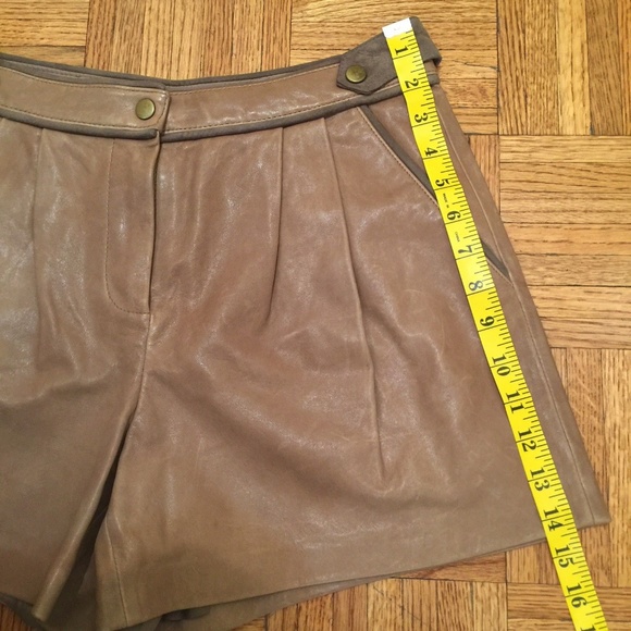 TAN TIBI LEATHER SHORTS - Picture 2 of 7